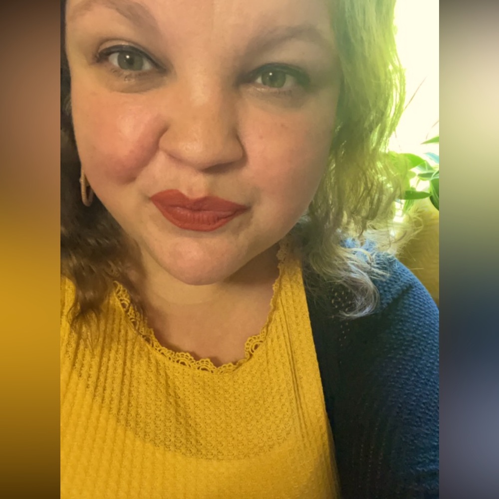 Meet your Posher, Samantha